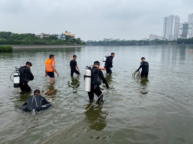 Hà Nội: Nâng cao công tác cứu nạn, cứu hộ dưới nước - Ảnh 1.