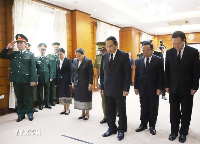 Lễ viếng Tổng Bí thư Nguyễn Phú Trọng được tổ chức trang trọng tại nhiều quốc gia - Ảnh 1.