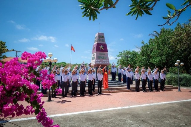  “Trường Sa - Bến bờ trong nhau” - dự án phim ca nhạc lớn nhất từ trước đến nay của Ban văn nghệ Đài truyền hình Việt Nam  - Ảnh 3.