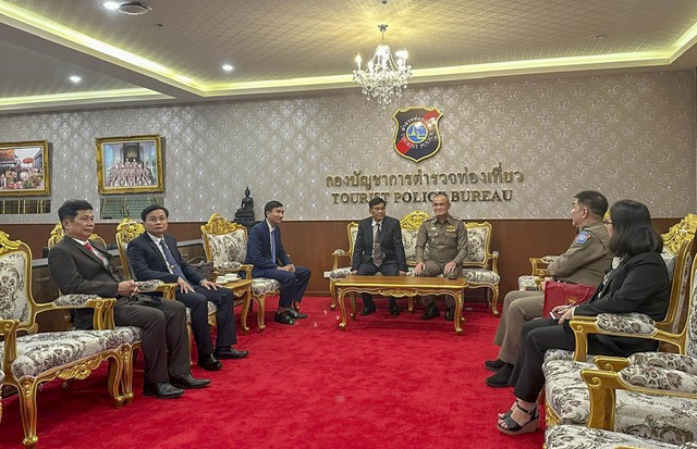 Công an Thừa Thiên Huế và Cảnh sát Hoàng gia Thái Lan trao đổi kinh nghiệm về quản lý khách du lịch - Ảnh 2.