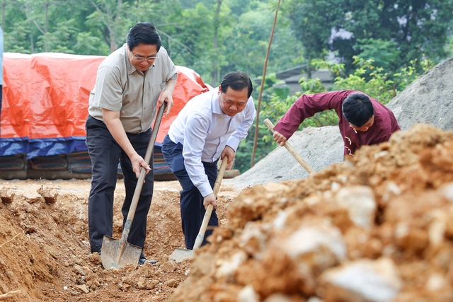 Hơn 200 ngày đêm &quot;thần tốc&quot; xóa 5.000 căn nhà tạm, nhà dột nát ở Điện Biên – Bài 3: Niềm tin sớm xóa hoàn toàn nhà tạm, nhà dột nát trên phạm vi cả nước - Ảnh 2.