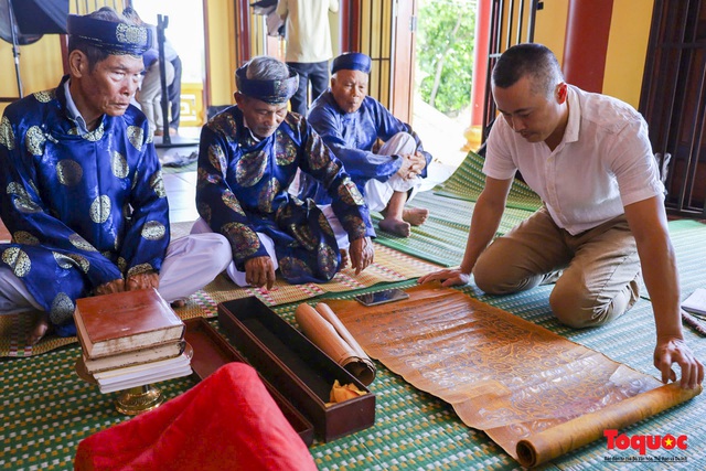 Bảo tồn, phát huy giá trị kho tàng di sản Hán Nôm đồ sộ tại Thừa Thiên Huế - Ảnh 2.