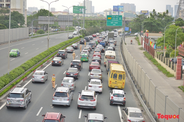 Hà Nội: Hướng dẫn phân luồng phương tiện ra vào thủ đô dịp nghỉ lễ Quốc khánh - Ảnh 2.