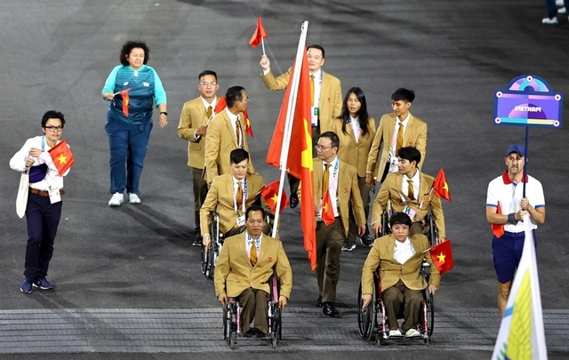 Lễ khai mạc Paralympic Paris 2024: Khởi tranh những ngày tranh tài sôi nổi - Ảnh 1.