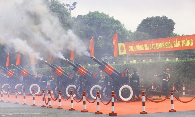 Tổng Bí thư, Chủ tịch nước Tô Lâm đón và hội đàm cấp cao với Tổng Bí thư, Chủ tịch nước Lào Thongloun Sisoulith  - Ảnh 5.