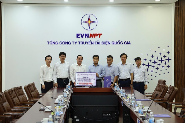 EVNCPC chung tay khắc phục hậu quả bão số 3: Hỗ trợ 2,5 tỷ đồng cho EVNNPC, EVNHANOI và EVNNPT - Ảnh 4.