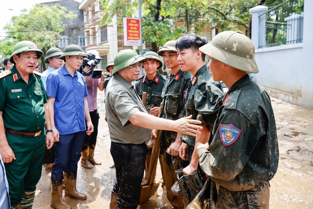 Thủ tướng Phạm Minh Chính chỉ đạo ứng phó, khắc phục hậu quả mưa lũ, thiên tai Yên Bái - Ảnh 2.