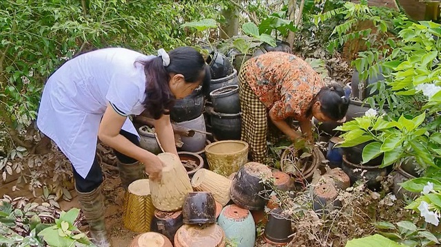 Hà Nội: Tập trung xử lý môi trường, phòng, chống dịch bệnh sau bão lũ, ngập lụt - Ảnh 2.