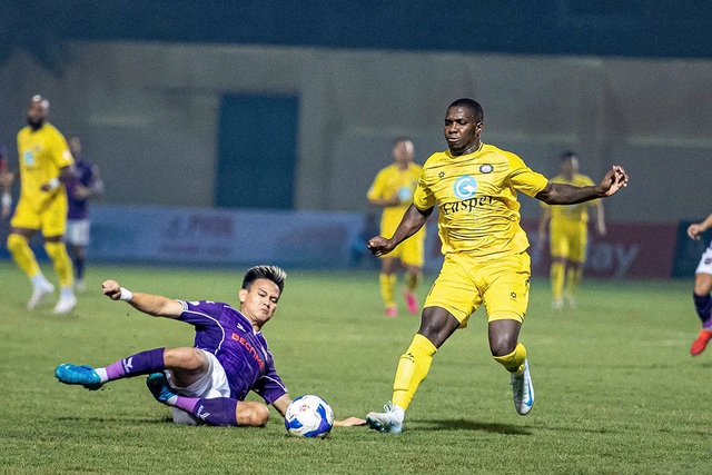 Những cuộc đối đầu đáng chú ý tại vòng 3 LPBank V.League 1-2024/25 - Ảnh 3.