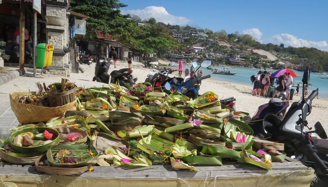 Không phải Bali, một điểm đến khác ở Indonesia khiến du khách rất thích thú - Ảnh 2.