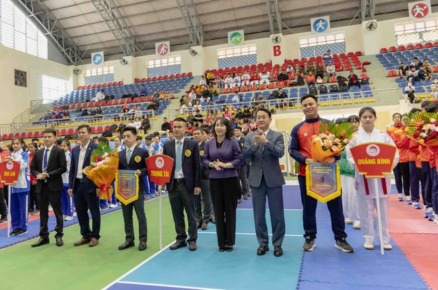 Khai mạc giải vô địch Karate khu vực miền Trung, Tây Nguyên lần thứ XI - Ảnh 1.