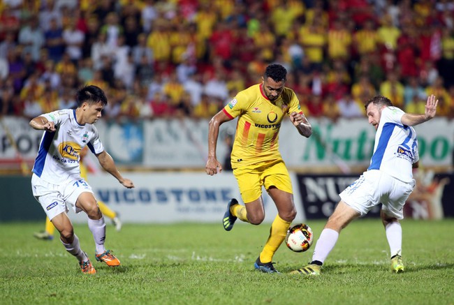 Play-off tranh suất lên V-League: Nam Định gặp khó khăn lớn - Ảnh 1.