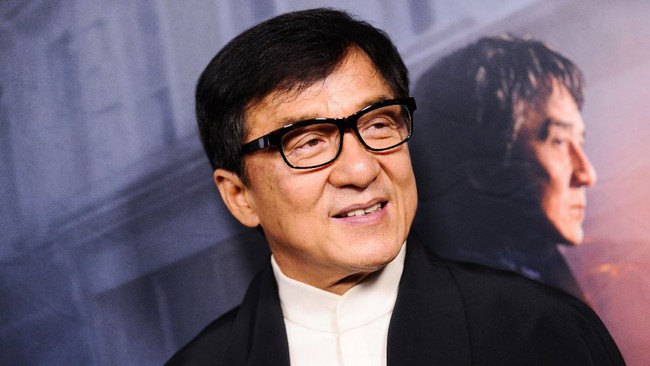 Ngôi sao hành động Jackie Chan sẽ lồng tiếng cho... một con mèo già! - Ảnh 1.