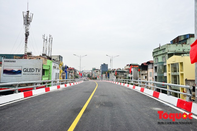 Hà Nội: Thông xe cầu vượt hơn 300 tỷ An Dương-Thanh Niên  - Ảnh 6.