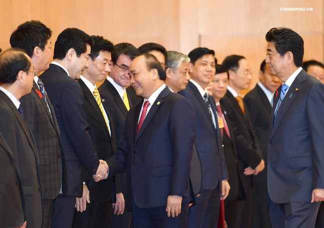 Lễ đón Thủ tướng Nguyễn Xuân Phúc thăm Nhật Bản - Ảnh 4.