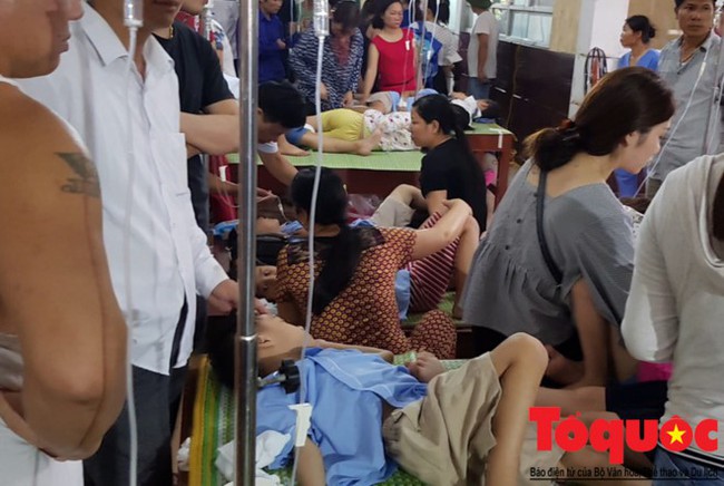 Bất ngờ với nguyên nhân khiến hơn 350 em học sinh Ninh Bình bị ngộ độc - Ảnh 1.