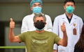 Nam bệnh nhân người Pháp nhiễm Covid-19 trong ngày khỏi bệnh: "Tôi cảm kích tấm lòng của các bác sĩ Việt Nam"