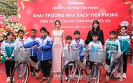 Ninh Bình: Trao tặng hàng trăm chiếc xe đạp và áo ấm cho học sinh nghèo vượt khó
