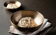 Món mì Hàn Quốc truyền cảm hứng cho thực khách bởi nghệ thuật ẩm thực lành mạnh 