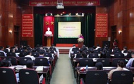 Xây dựng đội ngũ cán bộ có phẩm chất đạo đức, có kiến thức và tinh thần trách nhiệm phục vụ nhân dân luôn là một trong những ưu tiên hàng đầu