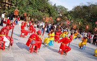 Cờ người- Điểm nhấn độc đáo trong các lễ hội mùa xuân