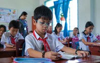 "Thần đồng" Đồng Tháp 2 tuổi biết tiếng Anh, 8 tuổi học vượt 2 lớp, giải thưởng quốc tế treo đầy nhà