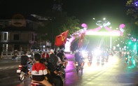 Quảng Bình: CĐV đổ ra đường mừng chiến thắng đội tuyển bóng đá Nam tại SEA Games 31