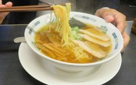 Câu chuyện từ bát mỳ ramen: Ẩm thực Nhật Bản chuyển mình cùng lạm phát