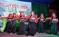 Nghệ thuật làm trang phục của dân tộc Hà Nhì là Di sản văn hóa phi vật thể quốc gia