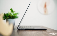 Ai cũng phải 'ngả mũ' trước độ mỏng ấn tượng của mẫu laptop này