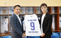 Văn Toàn kí hợp đồng gia nhập CLB Nam Định