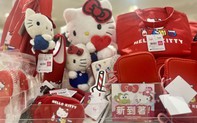 Hello Kitty tròn 50 tuổi: Biểu tượng văn hóa trở thành hiện tượng toàn cầu
