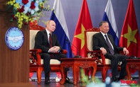 Chủ tịch nước Tô Lâm và Tổng thống Vladimir Putin gặp gỡ cựu sinh viên Việt Nam từng học tại Nga