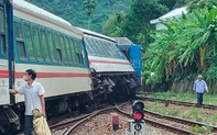 Tàu SE11 trật bánh ở Thừa Thiên Huế, đường sắt Bắc - Nam tạm thời tê liệt