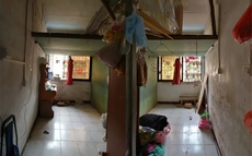 Mua nhà cũ 28m2 ẩm mốc và không có phòng vệ sinh, gia đình 3 người cải tạo thành không gian sống quá tiện nghi