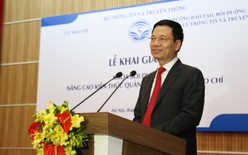 Bộ trưởng Nguyễn Mạnh Hùng: “Báo chí tạo niềm tin xã hội, thì phóng viên phải là người được tin cậy nhất trong xã hội”