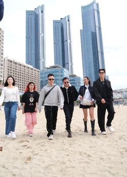 Let's Feast Vietnam Hành Trình Kỳ Thú ghé thăm Busan