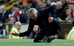 Mourinho tiếp tục “dính chàm” đối mặt với nguy cơ sa thải là có thật?