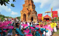 Đồng bào Chăm ở Ninh Thuận vui đón Lễ hội Katê năm 2018