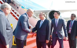 Thủ tướng bắt đầu chuyến tham dự tham dự Hội nghị cấp cao APEC lần thứ 26