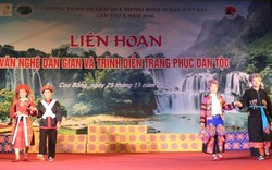 Thú vị với màn trình diễn trang phục dân tộc nguyên gốc của 6 tỉnh Việt Bắc 