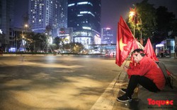 Đường phố Hà Nội vắng tanh như chiều 30 Tết khi đội tuyển Việt Nam thi đấu chung kết AFF Cup