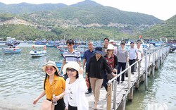 Đưa ngành du lịch dần trở thành ngành kinh tế mũi nhọn của tỉnh Ninh Thuận