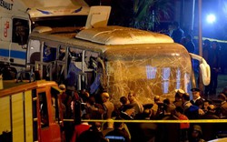 Xe chở khách du lịch Việt Nam ở Ai Cập bị đánh bom bất ngờ