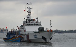 Cảnh sát biển cứu tàu cá bị nạn trên biển