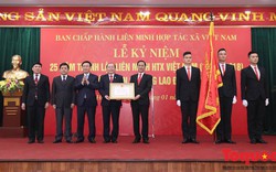 Liên minh HTX Việt Nam vinh dự đón nhận Huân chương Lao động hạng nhất