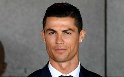Ngôi sao Ronaldo lại phải hầu tòa vì bê bối tiền thuế