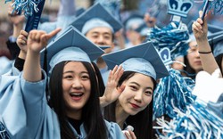 Rùm beng vụ việc sinh viên Trung Quốc nói tiếng mẹ đẻ tại Đại học Mỹ