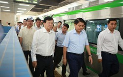 Phó Thủ tướng đi thử tàu, “truy vấn” tổng thầu đường sắt Cát Linh - Hà Đông