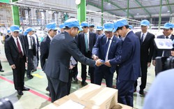
Thống đốc tỉnh Kagoshima - Nhật Bản thăm Công ty Cổ phần Nhựa An Phát Xanh 